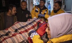 نجات معجزه‌آسای ۲ نفر دیگر ۲۶۰ ساعت پس از زلزله در ترکیه